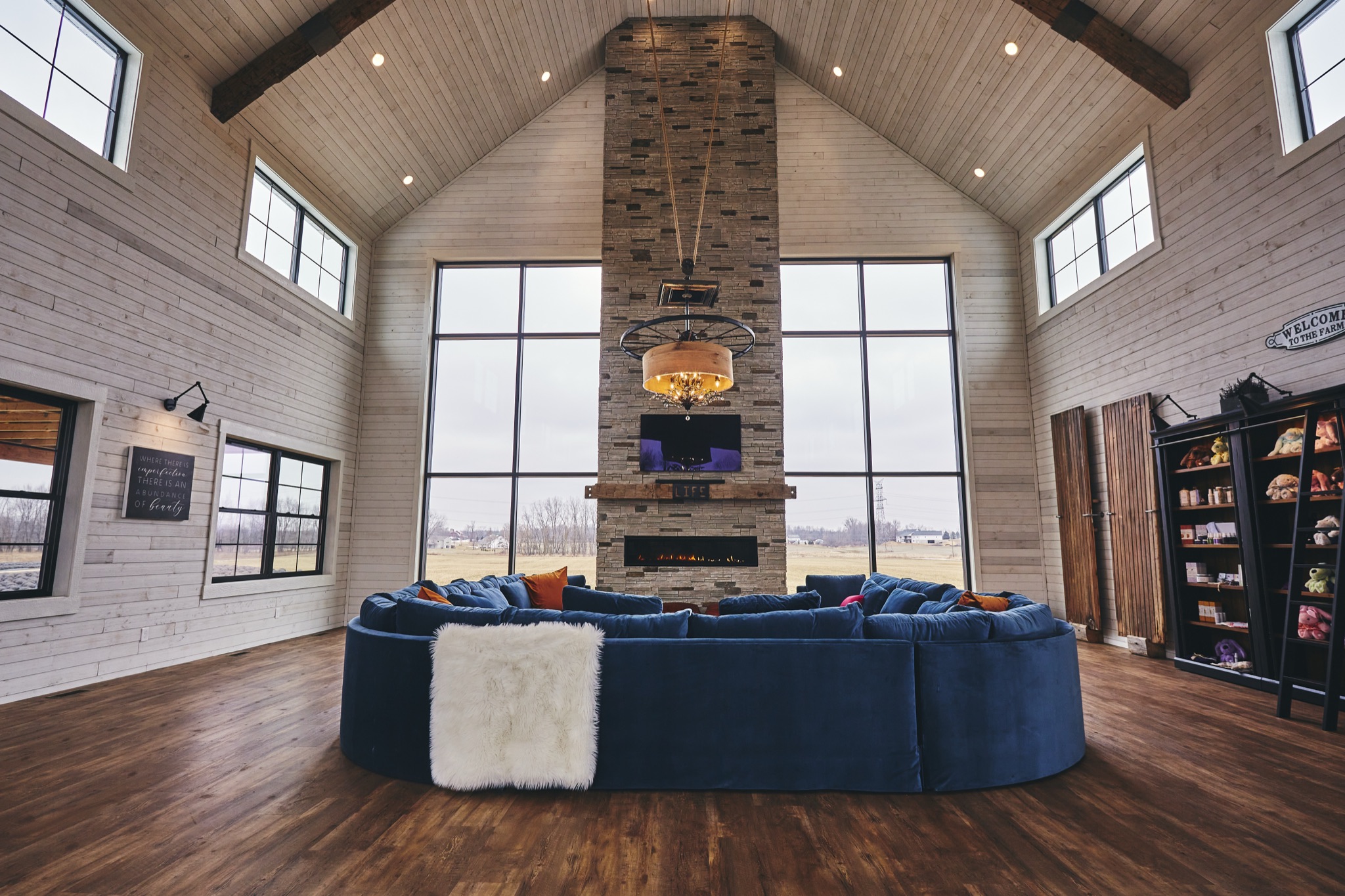 New The Custom Barn photo